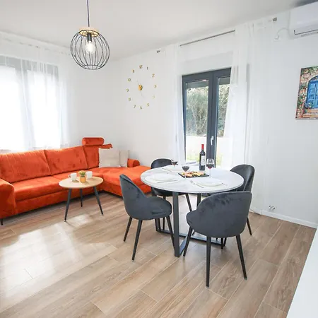 Apartment Titi